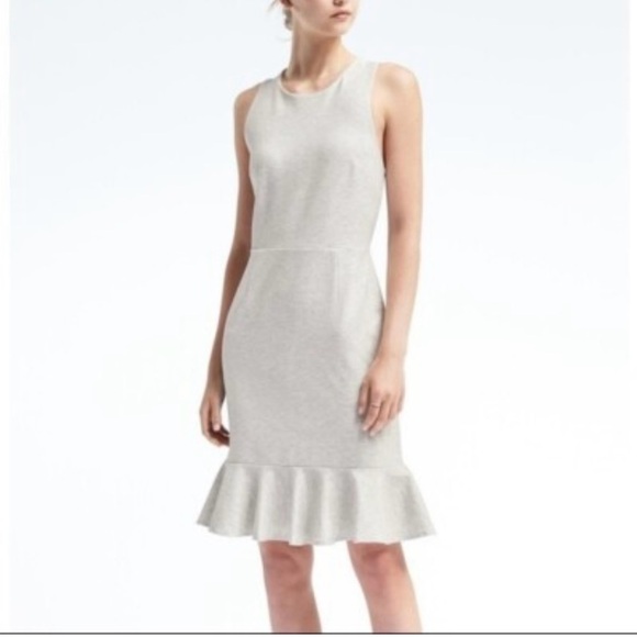 Banana Republic Scuba midi dress in light gray - Picture 9 of 11